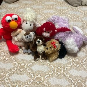 Lot of Assorted Stuffed  Animals